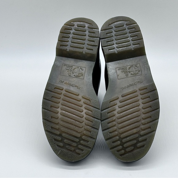 Dr. Martens Vegan 1460 Boots. Size 8 - Picture 9 of 9